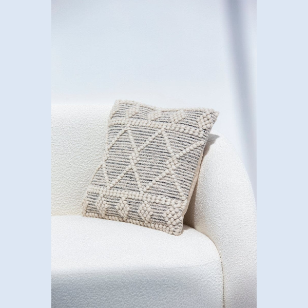 Lozenge Beige Cushion With Filler