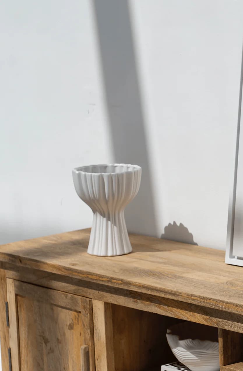 Off White Ribbed Pedestal Vase
